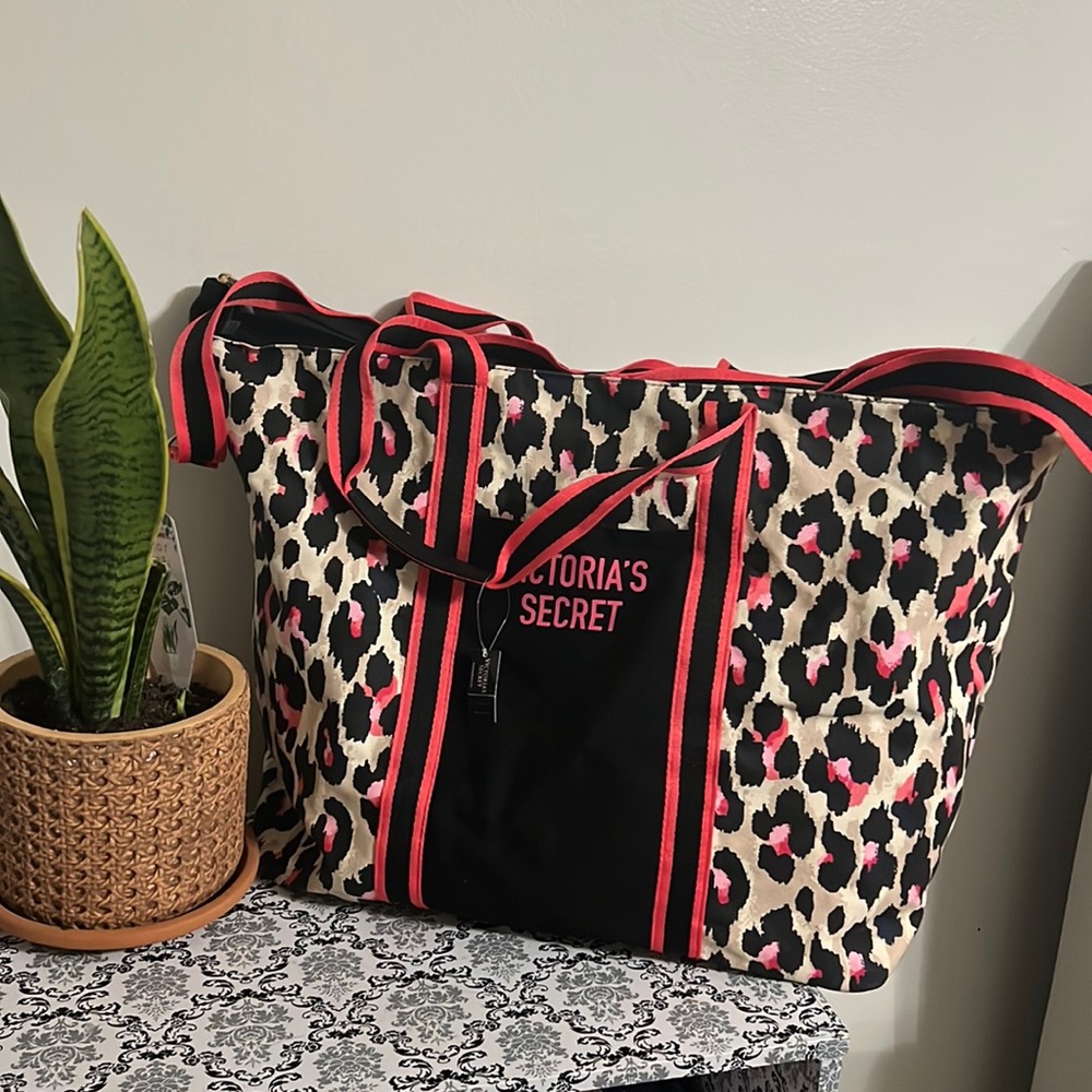 Victoria secret travel bag